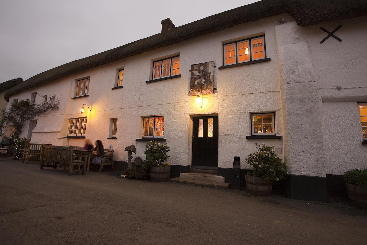 Duke Of York Hotel Dolton Bagian luar foto