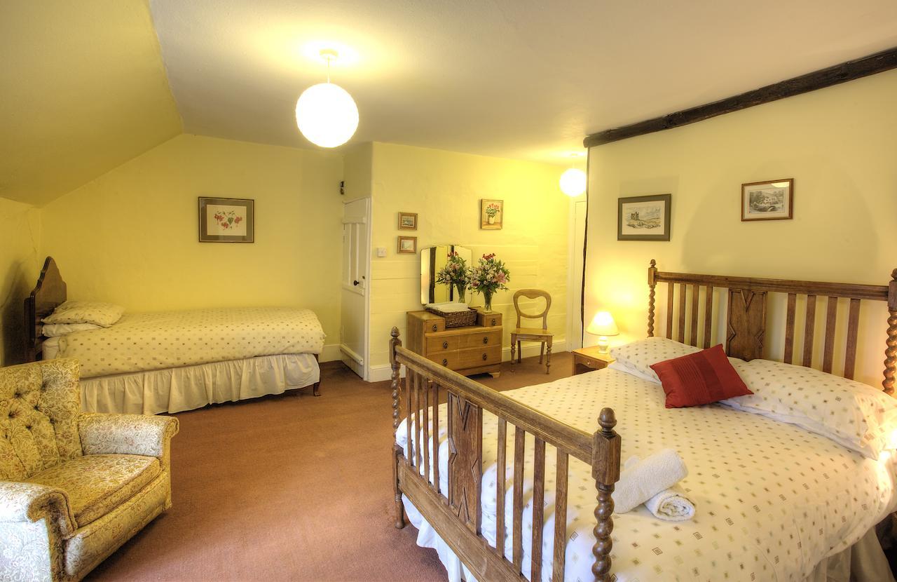 Duke Of York Hotel Dolton Ruang foto