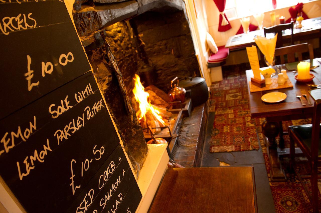 Duke Of York Hotel Dolton Bagian luar foto
